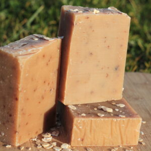 Savon naturel au lait d'avoine et miel